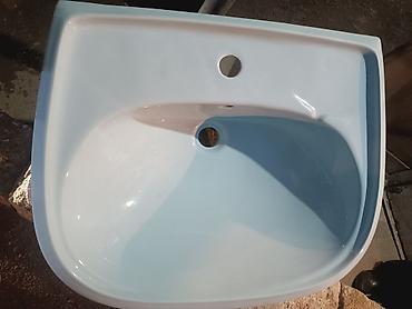keramik: Məhsul: Divara quraşdırılan keramik əl-üz yuma lavabosu - Material — 3