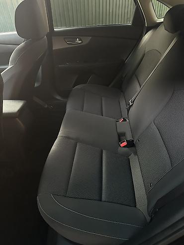 Kia: Kia K3: 2019 г., 1.6 л, Вариатор, Бензин, Седан — 7