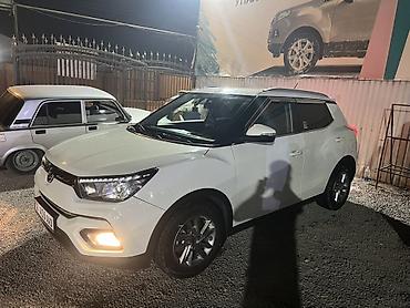 bmw 328: Ssangyong Tivoli: 2018 г., 1.6 л, Автомат, Бензин, Кроссовер — 4