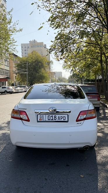 toyota срочно: Toyota Camry: 2010 г., 2.5 л, Типтроник, Бензин, Седан — 4
