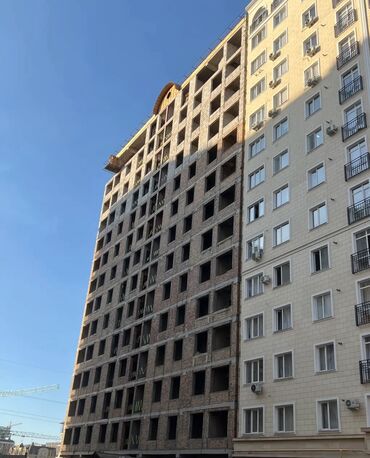 недостроенный дом: 2 бөлмө, 73 кв. м, Элитка, 2 кабат, ПСО (өзү оңдоп түзөтүп бүтүү үчүн)