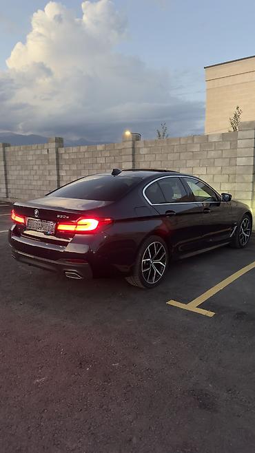машина bwm: BMW 5 series: 2020 г., 2 л, Автомат, Гибрид, Седан — 5