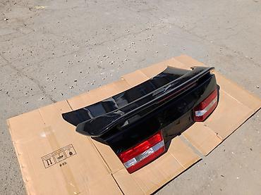 спойлер виндом: Крышка багажника Toyota, 2001 г., Б/у, Оригинал — 3