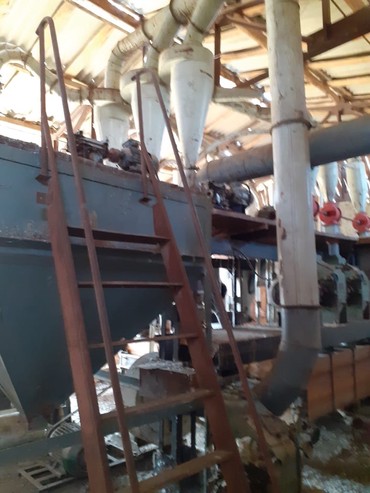 Digər istehsal avadanlığı: Un dəyirmanı AVM-7. Sutkada 7 ton un istehsal edir. İki növ. Əla və — 3