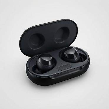 samsung buds pro: Беспроводные наушники Samsung Galaxy Buds (чёрные) с зарядным кейсом — 1