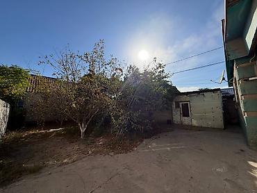 Үйлөрдү сатуу: 3 бөлмө, 56 м², 4 соток, Бишкек, Кара-Жыгач ж/м Кыймылсыз мүлк агенттиги — 6