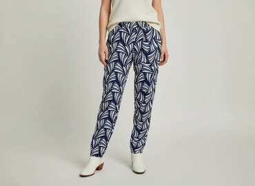 spodnie f f: Material trousers for women, size M