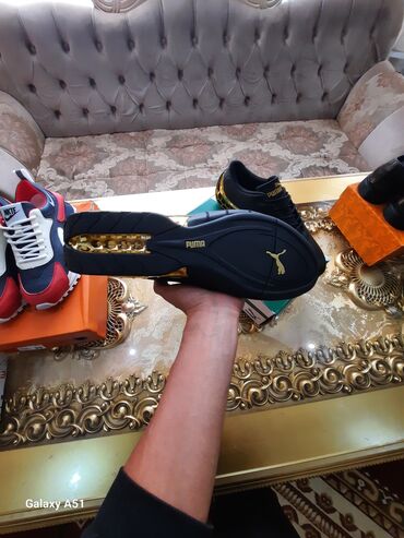 Кроссовки и спортивная обувь: Мужские кроссовки, 44, Puma, Новый, цвет - Черный, Платная доставка — 1