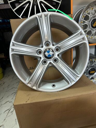 cd disklər: BMW orijinal disklər – 5 cıvatalı, 5 şaxəli dizayn, gümüş rəng. -
