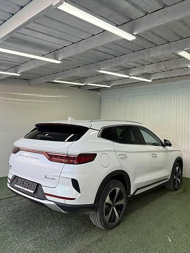 BYD: BYD Song Plus: 2022 г., 0.1 л, Электромобиль, Кроссовер — 6