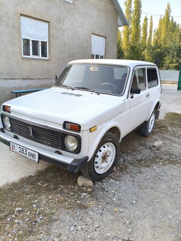 какие машины входят в комфорт яндекс такси в бишкеке: ВАЗ (ЛАДА) 4x4 Нива: 2002 г., 1.7 л, Механика, Бензин, Внедорожник