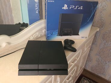 аренда ps4: Плейстейншин 4 идеальное состояние, в каропке