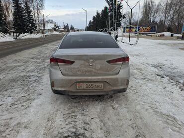 Hyundai: Hyundai Sonata: 2018 г., 2 л, Автомат, Газ, Седан — 8