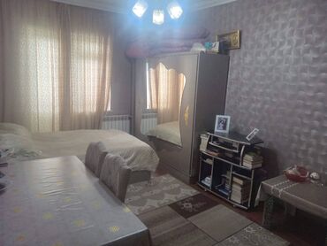2 mertebe ev: Bakı, 2 otaqlı, Köhnə tikili, 60 kv. m