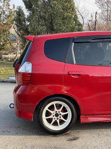 Honda: Honda Fit: 2003 г., 1.5 л, Вариатор, Бензин, Хэтчбэк at lalafo.kg — 5 Honda: Honda Fit: 2003 г., 1.5 л, Вариатор, Бензин, Хэтчбэк — 5