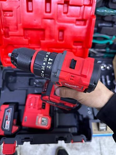 milwauke: Аккумуляторная дрель-шуруповёрт Milwaukee M18 FUEL в комплекте — 4
