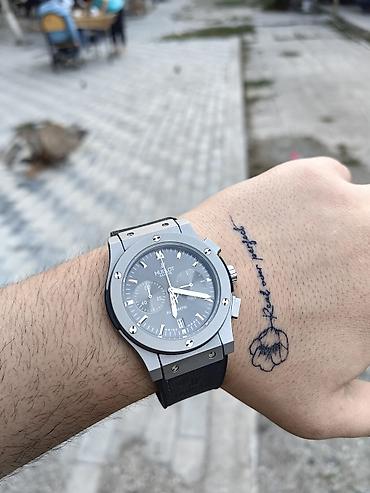 baki saati: Hublot saatı, təptəzədir, qarantiyası da var. Tam mexaniki, qoldan — 7
