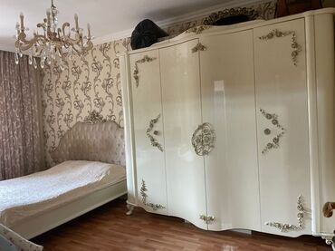 Распашной, 6 дверей Прямой шкаф, Шифоньер
