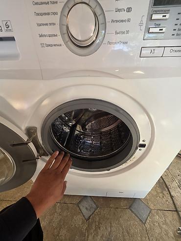 Кир жуучу машиналар: Продаётся стиральная машина lg 6kg в хорошем состоянии г.Ош — 3