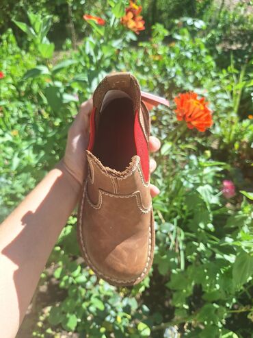 Gležnjače: Ženske kratke čizme – više modela Muške cipele. cena od 30 do 60 — 39