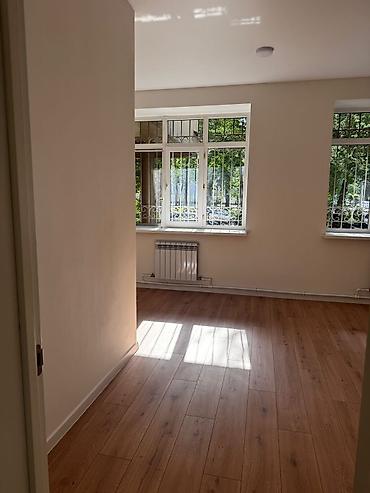 Аренда офисов: Аренда офисов, 120 м², В жилом комплексе, 1 линия, С отдельным входом, С отдельным сан узлом — 20