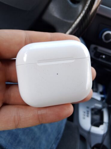 грелка для обуви: Apple AirPods Pro (беспроводные наушники с кейсом-зарядкой) -