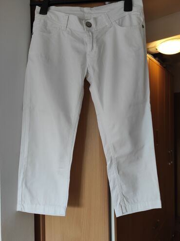 pantalone bele: Shorts, Britches