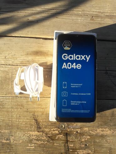 samsung s4 mini ekrani: Samsung Galaxy A04e, 4 GB, rəng - Qara, İki sim kartlı
