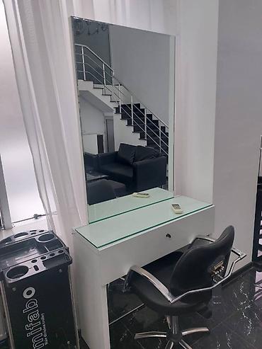 Salon masaları: İşlənmiş, Saş kəsimi üçün masa, Güzgülü -da lalafo.az — 6 Salon masaları: İşlənmiş, Saş kəsimi üçün masa, Güzgülü — 6