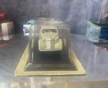 Avtomobil modelləri: Kolleksiya ücün avtomobil modeli moskvi̇c 400 1946 644717 mm016 — 3