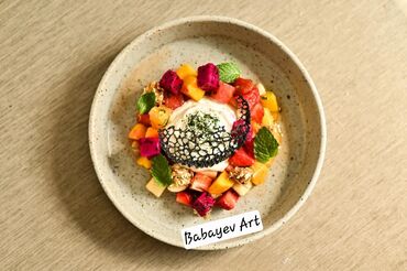 Aşpazlar: Hamburqer ustası, 24 yaş, 6 ildən artıq təcrübə — 26