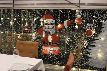 Bayram bəzəkləri: Şüşə vitrinlər üçün Yeni il və qış mövzusunda dekorativ rəsmlər — 14