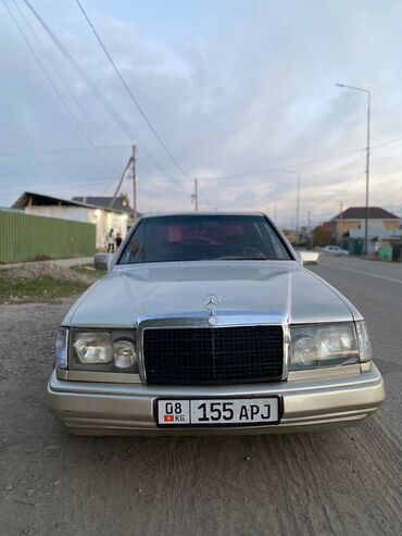 продаю пассат: Mercedes-Benz W124: 1990 г., 2.3 л, Механика, Бензин, Седан