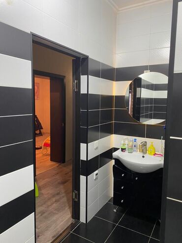 Продажа домов: Дом, 100 м², 4 комнаты, Собственник — 7