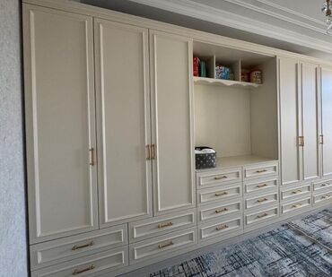 Yataq otağı dəstləri: İşlənmiş, 6 qapı Qarderob, paltar dolabı