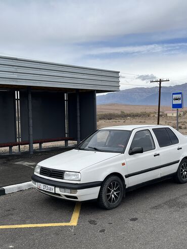Volkswagen: Volkswagen Vento: 1992 г., 1.8 л, Автомат, Бензин, Седан