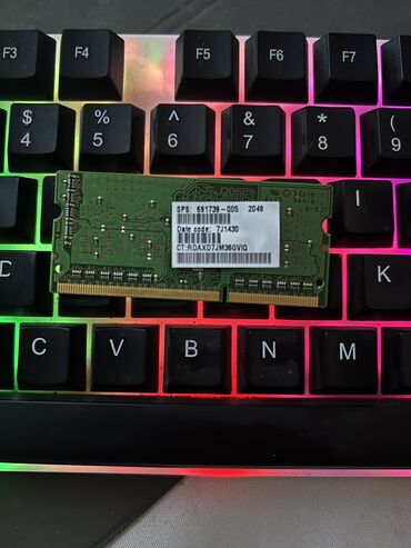 kompyuter hissələri: Operativ yaddaş (RAM) Dell, 2 GB, 3000 Mhz, DDR3, Noutbuk üçün, İşlənmiş