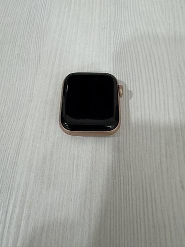 galaxy tan: Apple Watch SE (1 generation), GPS, 40мм Корпус: алюминий цвета Gold — 2