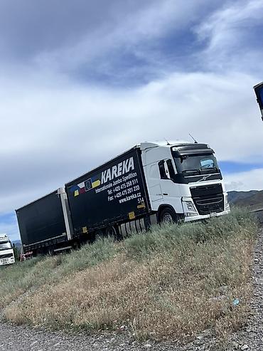 inter: Тягач, Volvo, Тентованный — 1