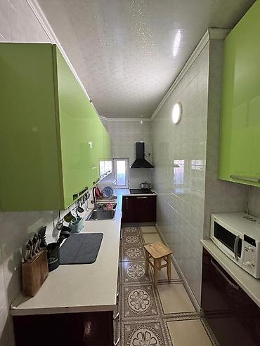 Продажа коттеджей и домов: Продается 2 этажный дом 290м2 Киргизия-1 Участок 10 соток Гараж на — 8