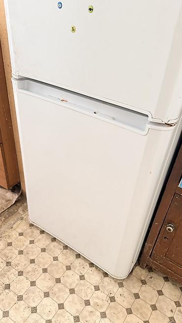 Бытовая техника: Холодильник Indesit, двухкамерный, белый. 5000сом Забрать с — 4