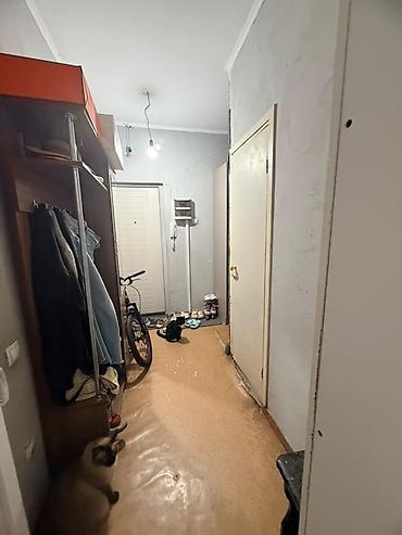 гик цены на квартиры бишкек: 1 комната, 35 м², 106 серия, 3 этаж, Старый ремонт — 1