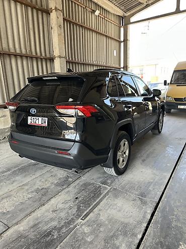 android avto: Toyota RAV4: 2021 г., 2.5 л, Вариатор, Гибрид, Кроссовер — 5