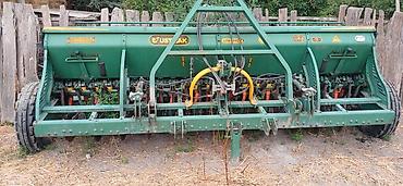 Toxum səpənlər: Ustmak UM4M-4 taxıl səpən (daneli səpin aqreqatı) Xüsusiyyətlər: - — 5