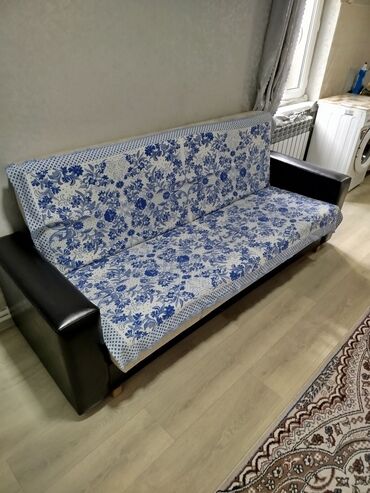 Офисы: 25 м², 1 комната, Парковка, Забор, огорожен