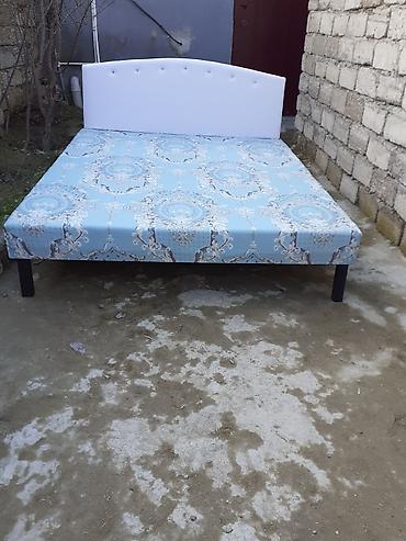 Çarpayı Təzə hazırı var Çatdırılma var 1 nəfərlik 50 manat 2 nəfərlik — 1