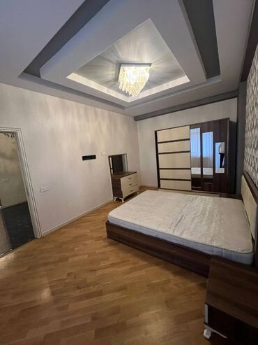 Uzunmüddətli kirayə mənzillər: Mənzil kirayə verilir. Qarayev metrosu. 3 otaq, 143 kv, 17.10 mərtəbə — 10