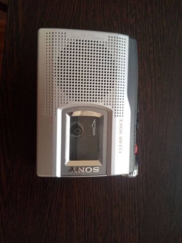 bu s920 yazır: Satılır: • Sony TCM-150 Kaset Recorder Clear. Yaxşı vəziyyətdə