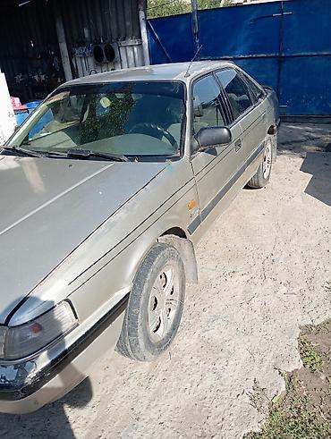 победа м 20: Mazda 626: 1990 г., 2 л, Механика, Бензин, Седан — 2