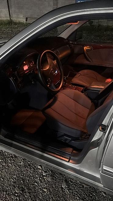 Mercedes-Benz E-Class: 1998 г., 2 л, Автомат, Бензин, Седан — 7